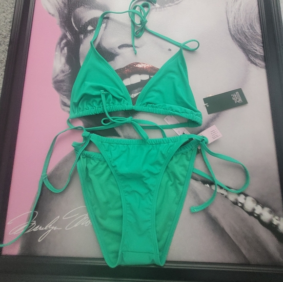 Bikini Set-Green-Vibrant-Side Tie- High Leg-Cheeky Bikini Bottom & Triangle Top - Picture 5 of 6